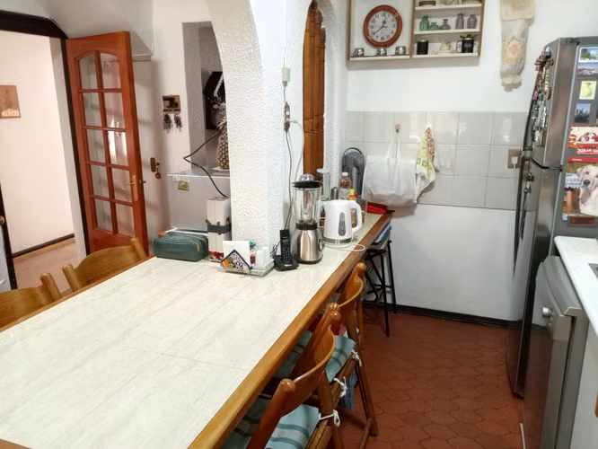 CASA MUY BIEN TENIDA LLEGAR Y HABITAR