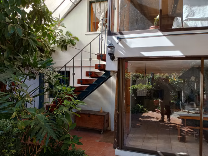 CASA MUY BIEN TENIDA LLEGAR Y HABITAR