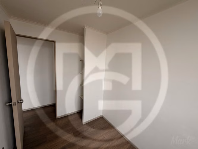 Arriendo espacioso departamento incluye Gc (161550)