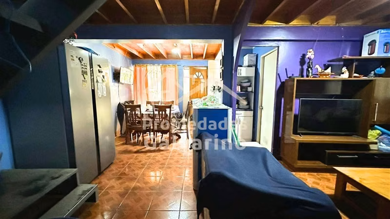 Terreno de Esquina con 2 Casas 292 m Conchalí