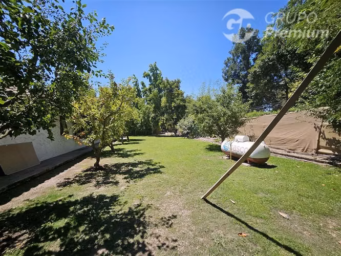 Casa en arriendo de 5 dorm. en Calera de Tango