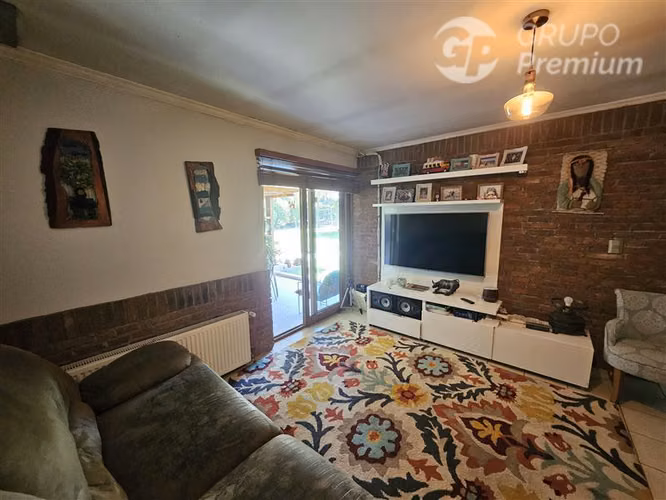 Casa en arriendo de 5 dorm. en Calera de Tango
