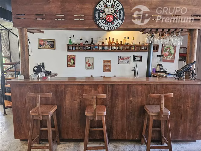 Casa en arriendo de 5 dorm. en Calera de Tango