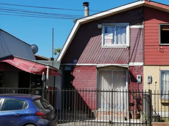 CASA CON MINIMARKET EN JARDINES DE DON CRISTOBAL - Imagen 2