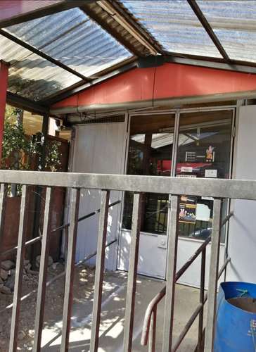 CASA CON MINIMARKET EN JARDINES DE DON CRISTOBAL - Imagen 13