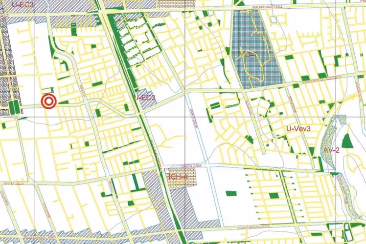 W. Martínez /G. Alderete: 2 Sitios Urbanos: Aprox. 2.700 M2
