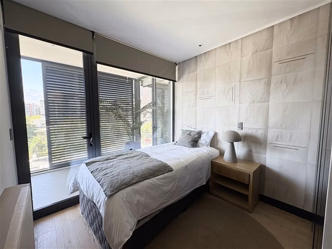 Departamento en arriendo de 2 dorm. en Vitacura