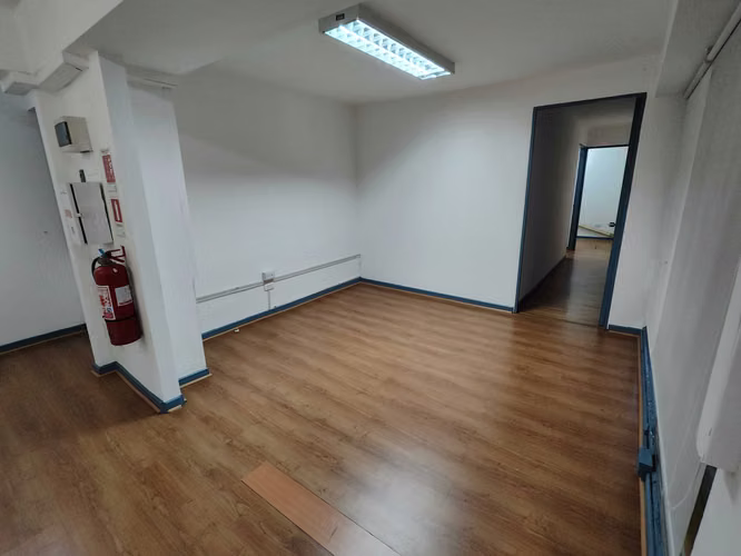 REBAJADA-Oficina 3 privados, 3 baños 1 estac (162143) - Imagen 11