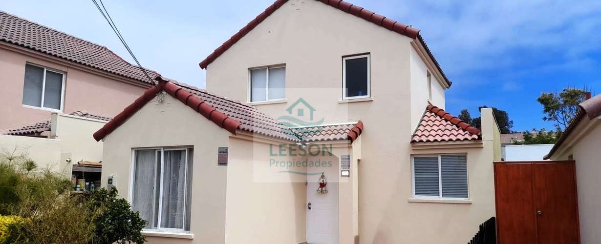 VENTA DE CASA 4D/2B EXCELENTE UBICACIÓN-LA SERENA
