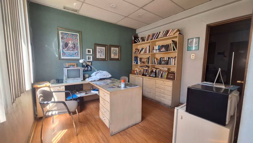 VENTA OFICINA PRIMER PISO 2 PRIV 4 B ESTAC METRO P VALDIVIA