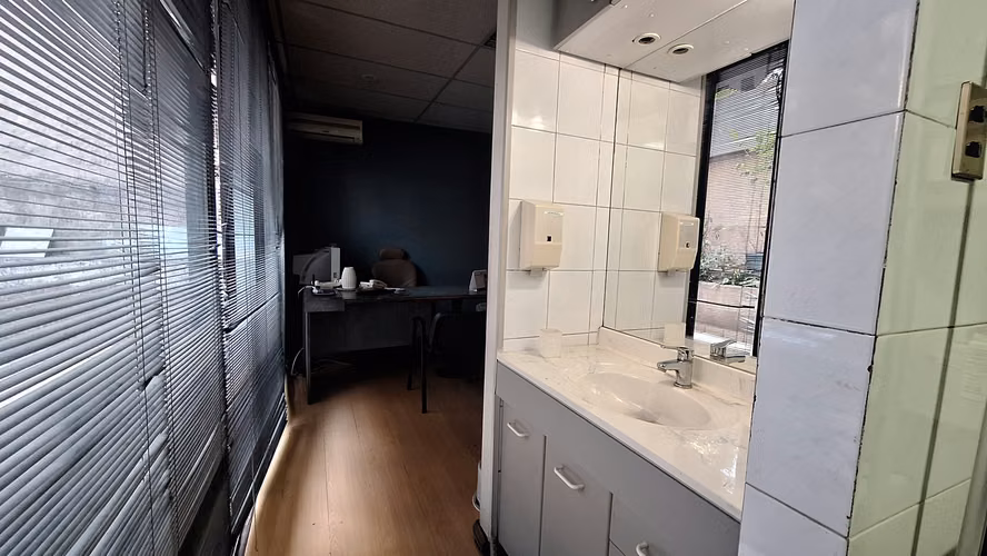 VENTA OFICINAS PRIMER PISO 2 PRIV 4B RECEPCION P VALDIVIA
