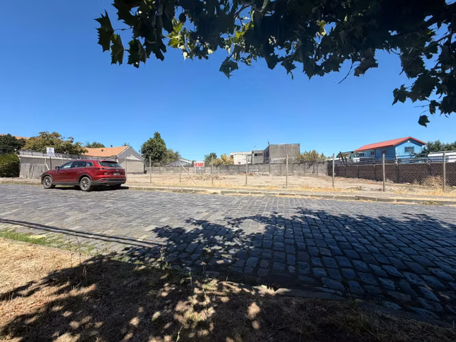 VENTA TERRENO URBANO A PASOS DE CLINICA LAS AMAPOLAS