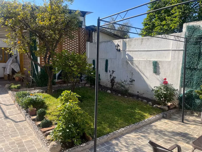 HERMOSA CASA DE FACHADA CONTINUA CON CASA INTERIOR - Imagen 23