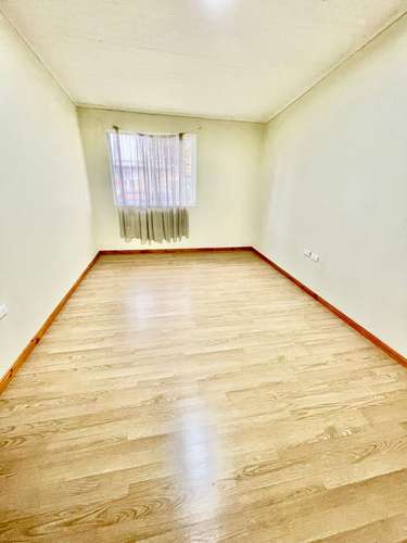ESPACIOSA CASA REMODELADA EN GRAN TERRENO - Imagen 7