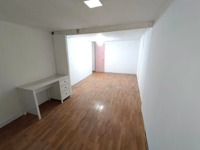 VENTA CASA AMPLIA EST PATIO PSJE CERRADO