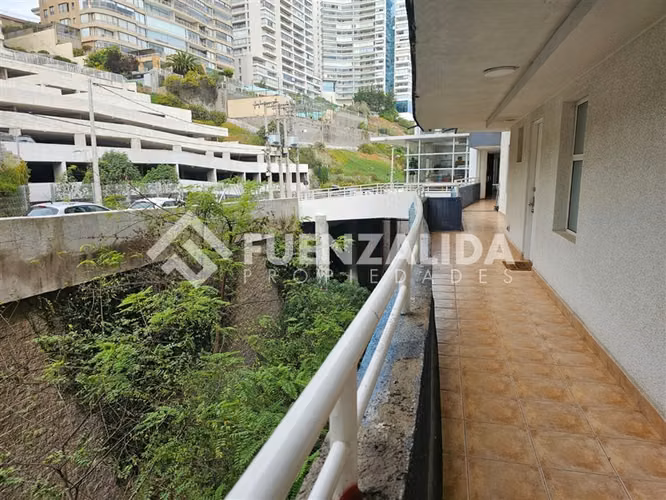 Departamento en venta de 2 dorm. en Cochoa, Viña del Mar