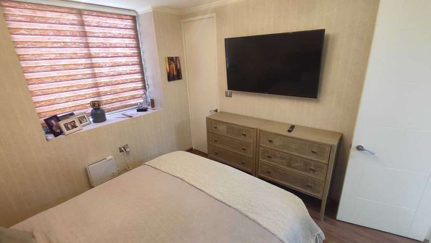 Comodo departamento amoblado (162200)