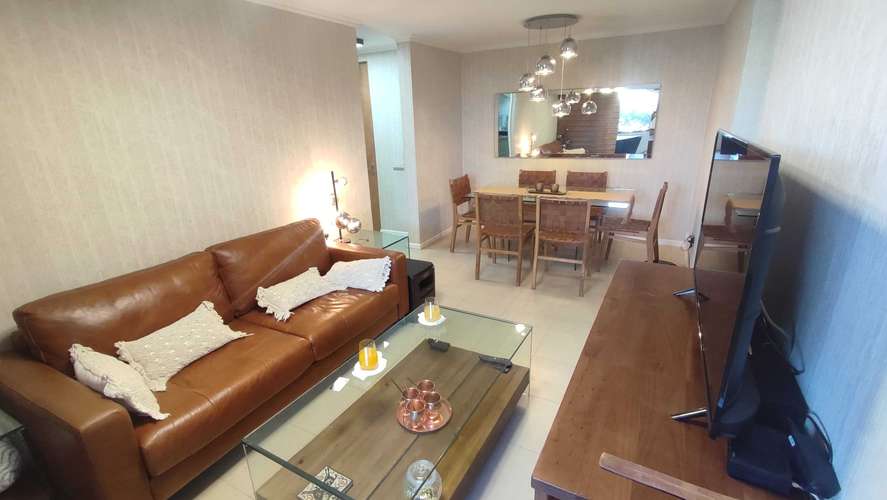 Comodo departamento amoblado (162200)