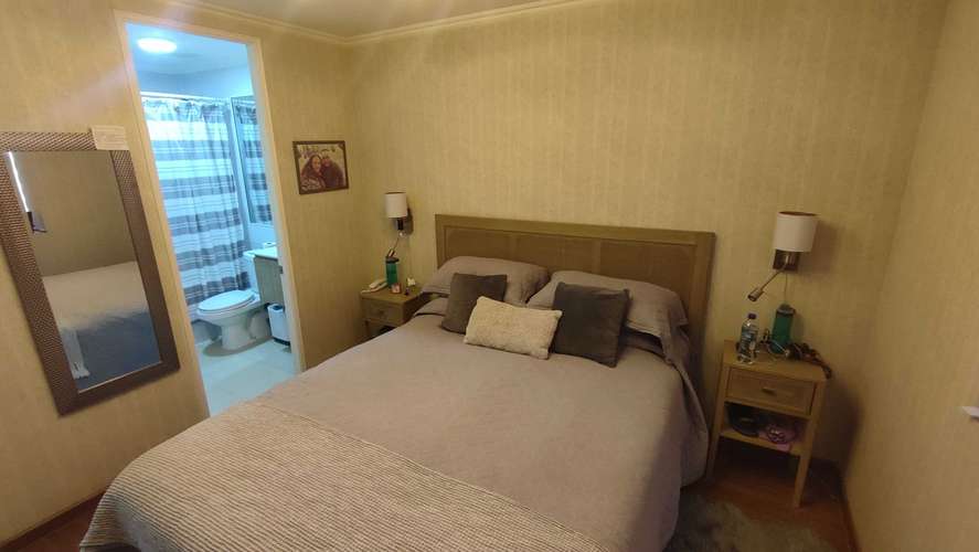 Comodo departamento amoblado (162200)
