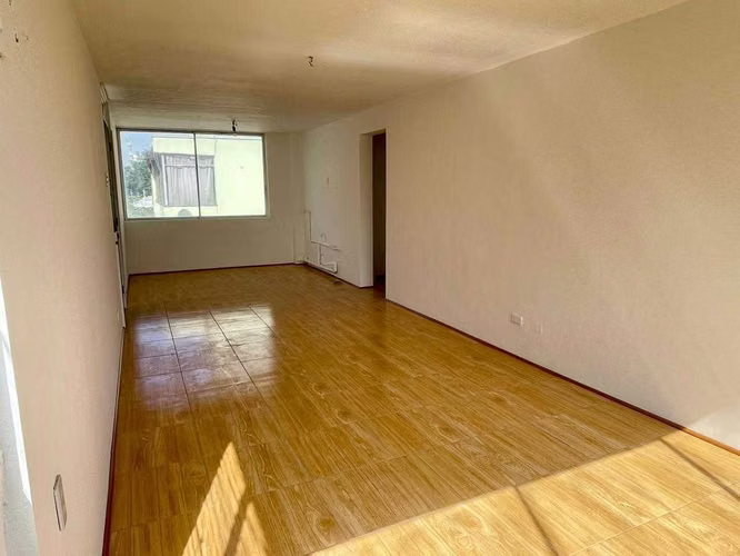 departamento con patio  (162201)