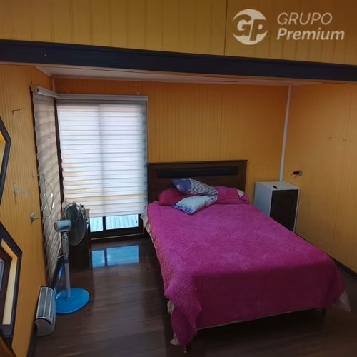 Casa en venta, 4 dorm.1 baño en Coronel