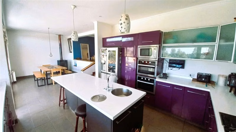Vive como mereces: Parcela 5.200 mts2 casa, piscina Se VENDE
