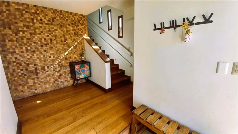 Vive como mereces: Parcela 5.200 mts2 casa, piscina Se VENDE
