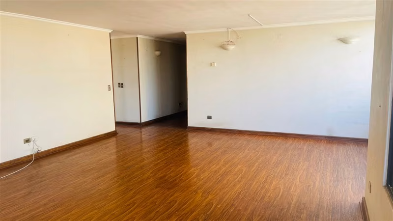 Departamento en venta de 4 dorm. en Las Condes