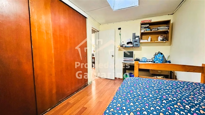 Casa en venta de 6 dorm. en San Ramón