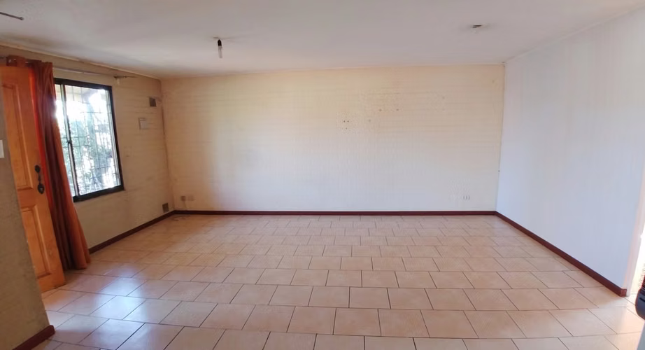 Se Arrienda Casa En Av. El Conquistador Comuna De Maipú