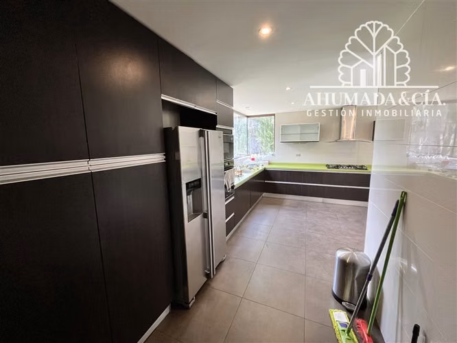 Casa en venta de 4 dorm. en Coihaique