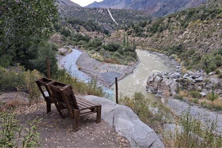 Complejo turístico y agrícola de 28 hectáreas