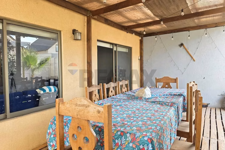 Portones de chicureo | casa | 3d 3b - Imagen 38