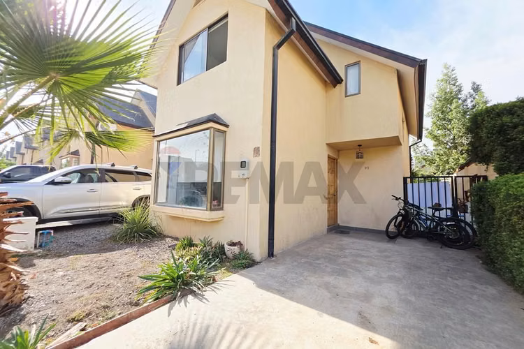 Portones de chicureo | casa | 3d 3b - Imagen 39