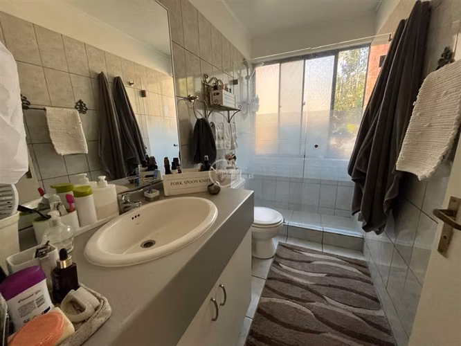 Casa en venta de 4 dorm. en Santo Domingo