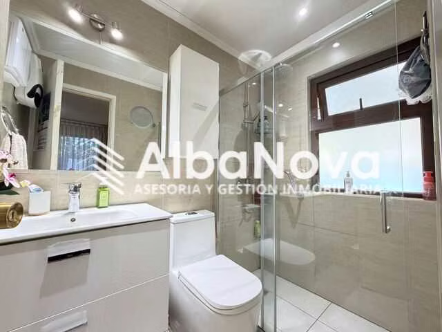 Amplia Casa 1 Solo Piso. Excelente Ubicación (162255)