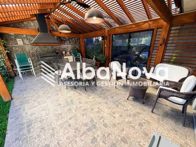 Amplia Casa 1 Solo Piso. Excelente Ubicación (162255)