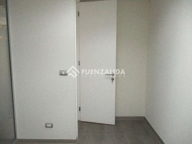 Venta Oficina Estación Central 3 privados Estacionamiento