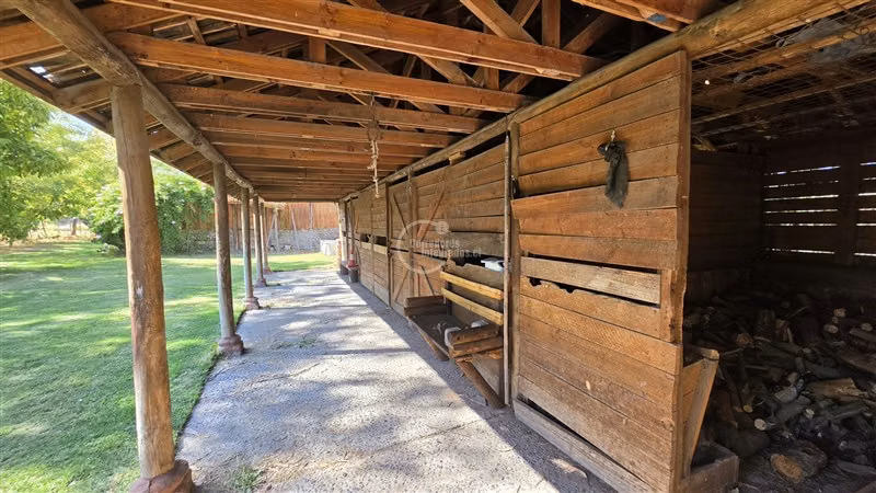 Pirque casa con parque y campo agrícola diversos usos FM