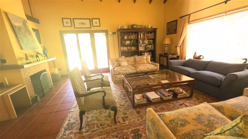 Pirque casa con parque y campo agrícola diversos usos FM