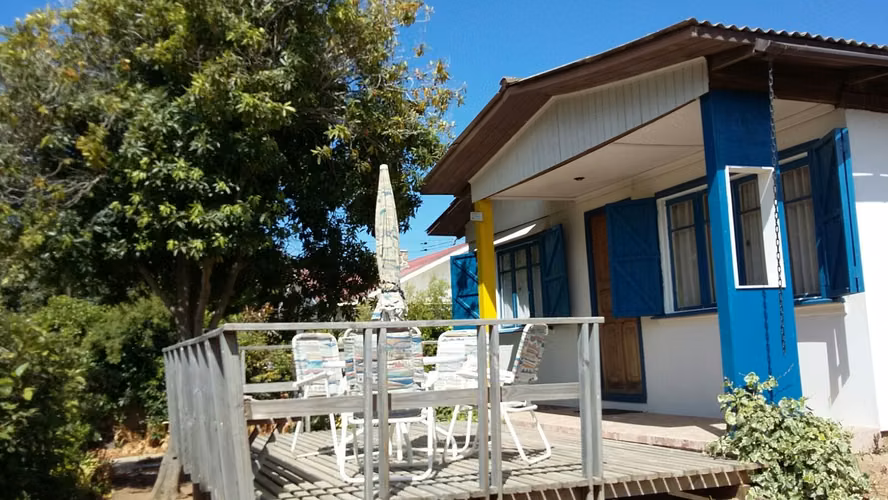 Linda casa, con excelente ubicación . Algarrobo