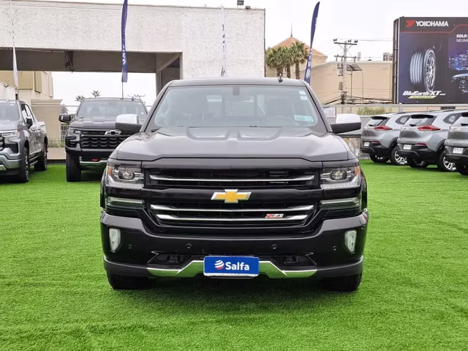Chevrolet Silverado 5.3 LT 4WD EXT Z71 DOB. CAB. AT 4P 2019 - Imagen 2