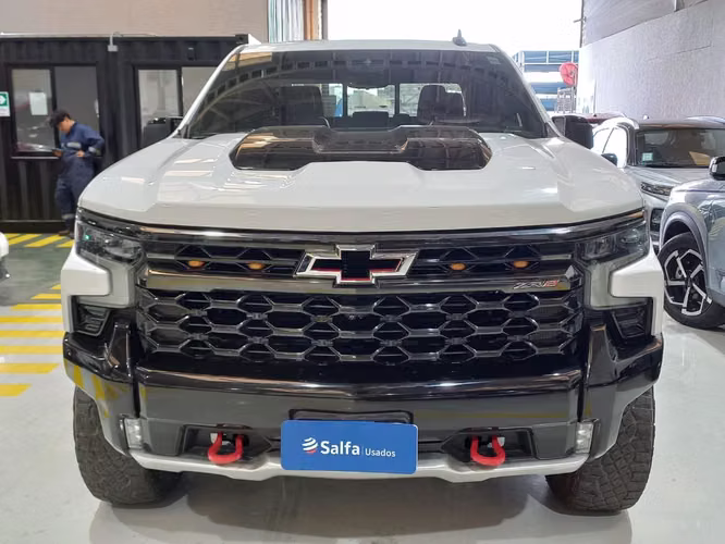 Chevrolet Silverado 6.2 ZR2 4X4 AT 4P 2023 - Imagen 2