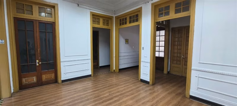 Local Comercial en arriendo en Santiago casona patrimonial - Imagen 17