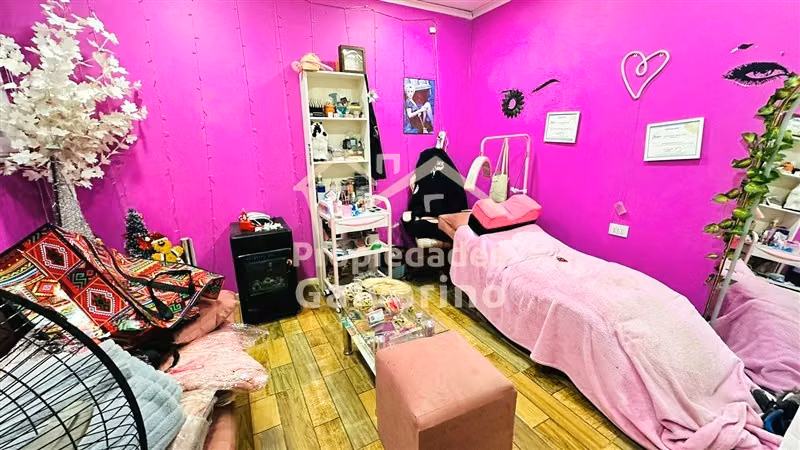 Casa en venta de 6 dorm. en Renca