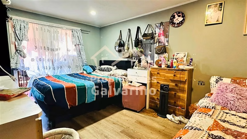 Casa en venta de 6 dorm. en Renca