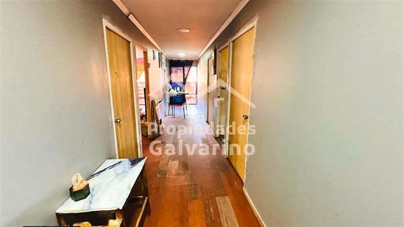 Casa en venta de 6 dorm. en Renca