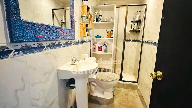 Casa en venta de 6 dorm. en Renca