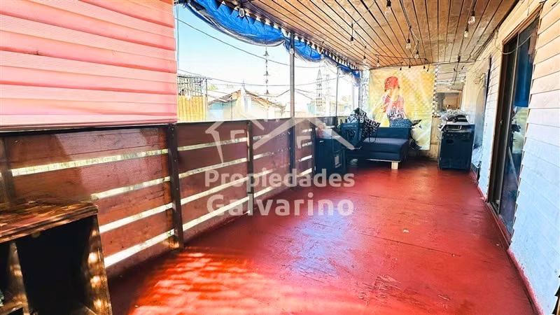 Casa en venta de 6 dorm. en Renca