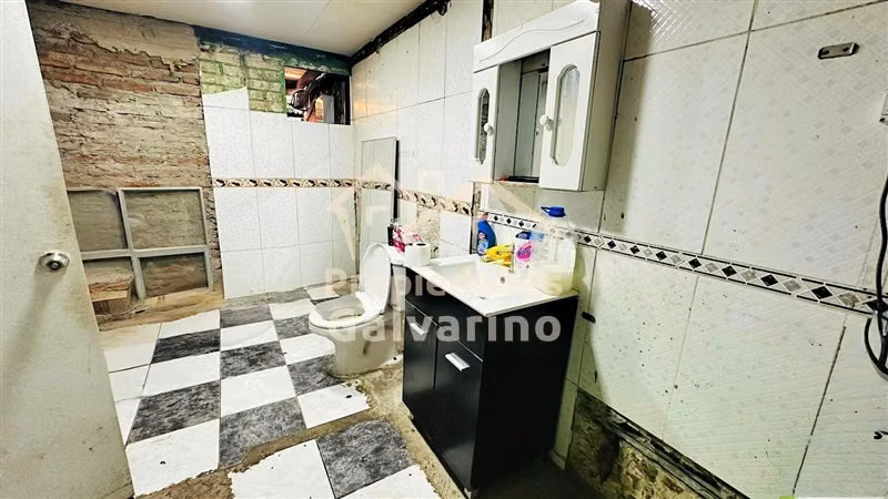 Casa en venta de 6 dorm. en Renca